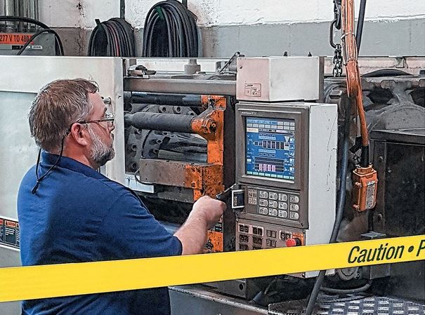 mounted injection mold tooling