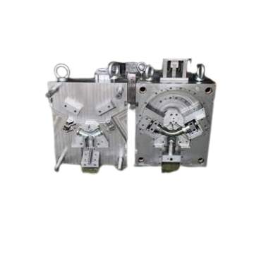 Rotating core injection molding (1)